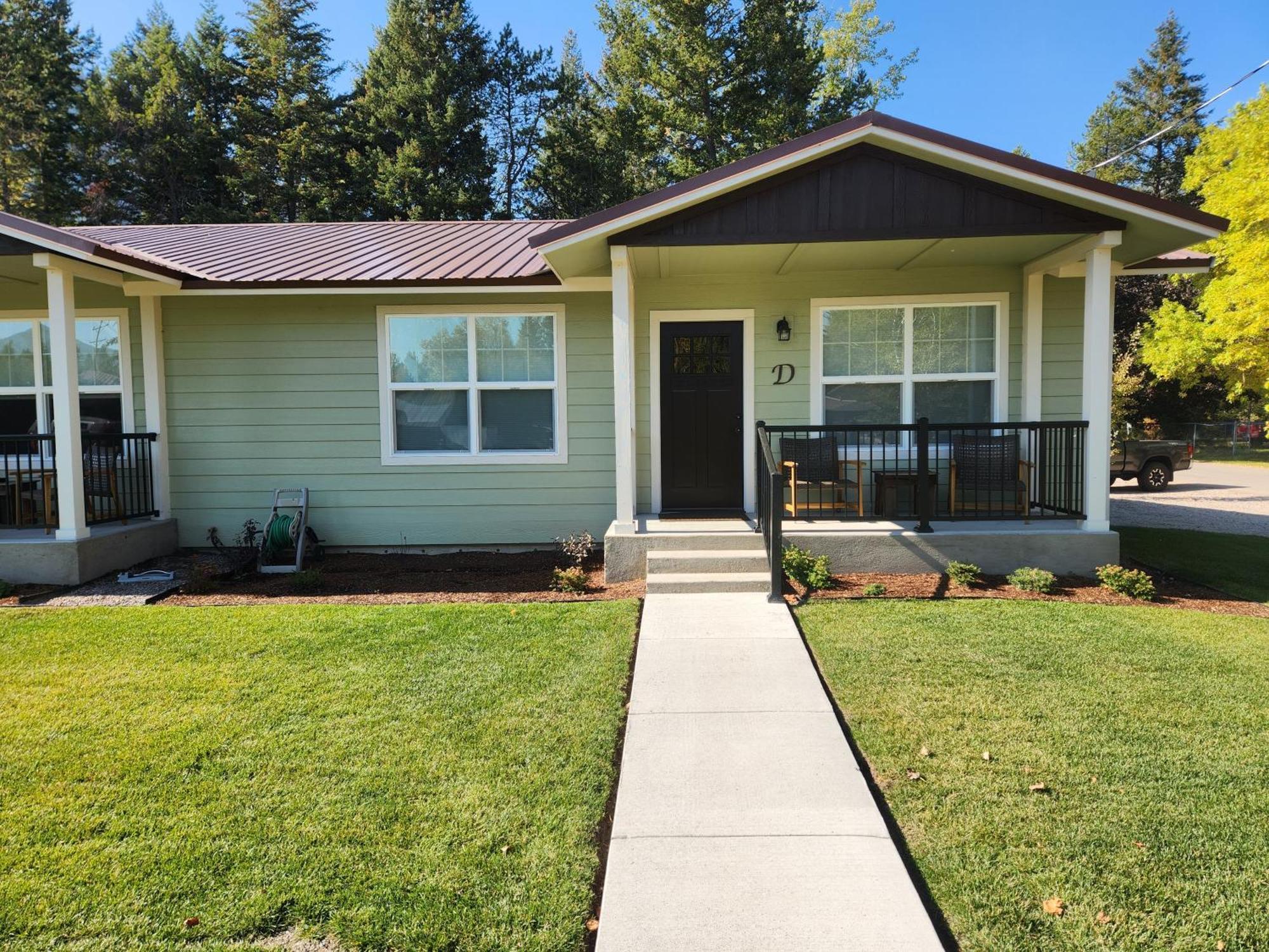 Beargrass Lodging & Rv Resort Hungry Horse Exterior photo